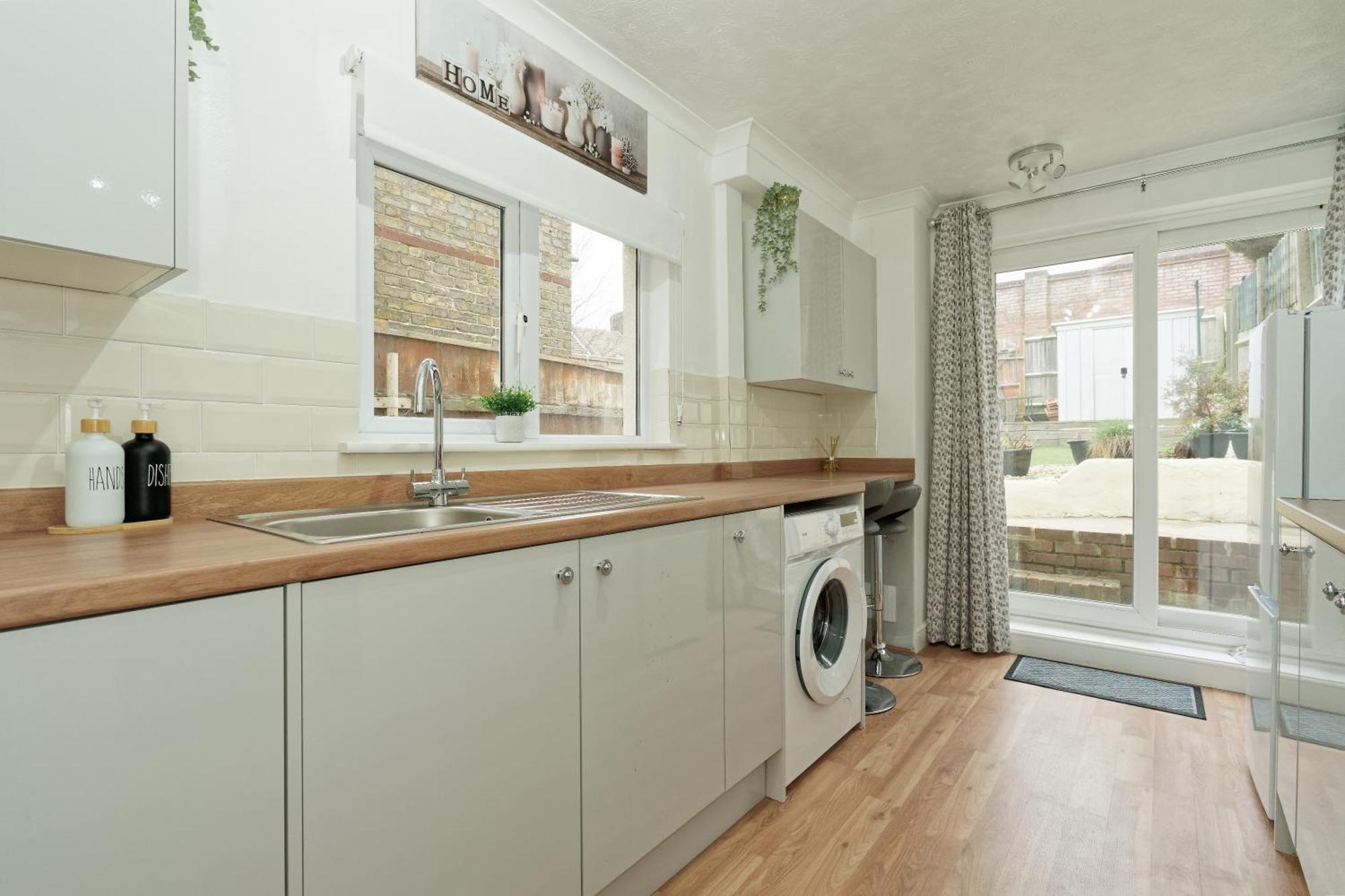 Lovely Luxury 3 Bed House Apartamento Chatham  Exterior foto